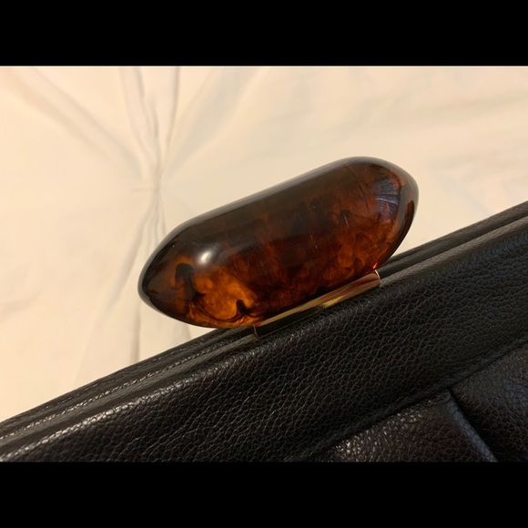 Oushka leather clutch - Picture 3 of 6